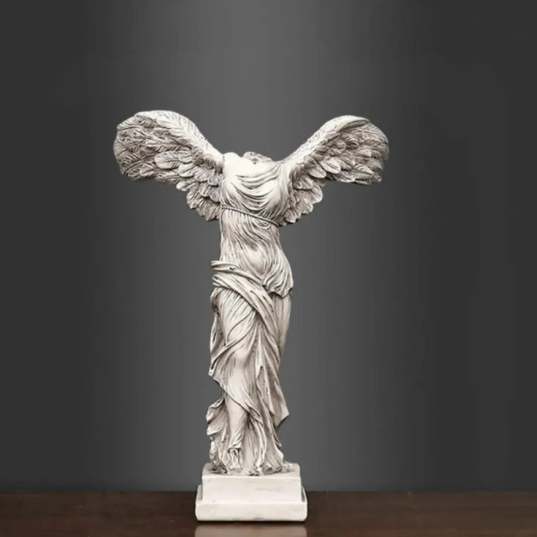 Escultura Nórdica Vitória Alada - Tazzi
