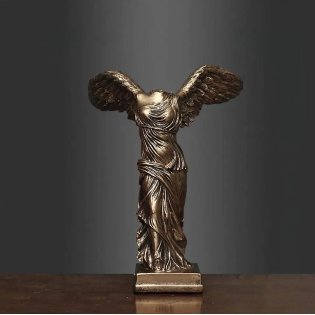 Escultura Nórdica Vitória Alada - Tazzi