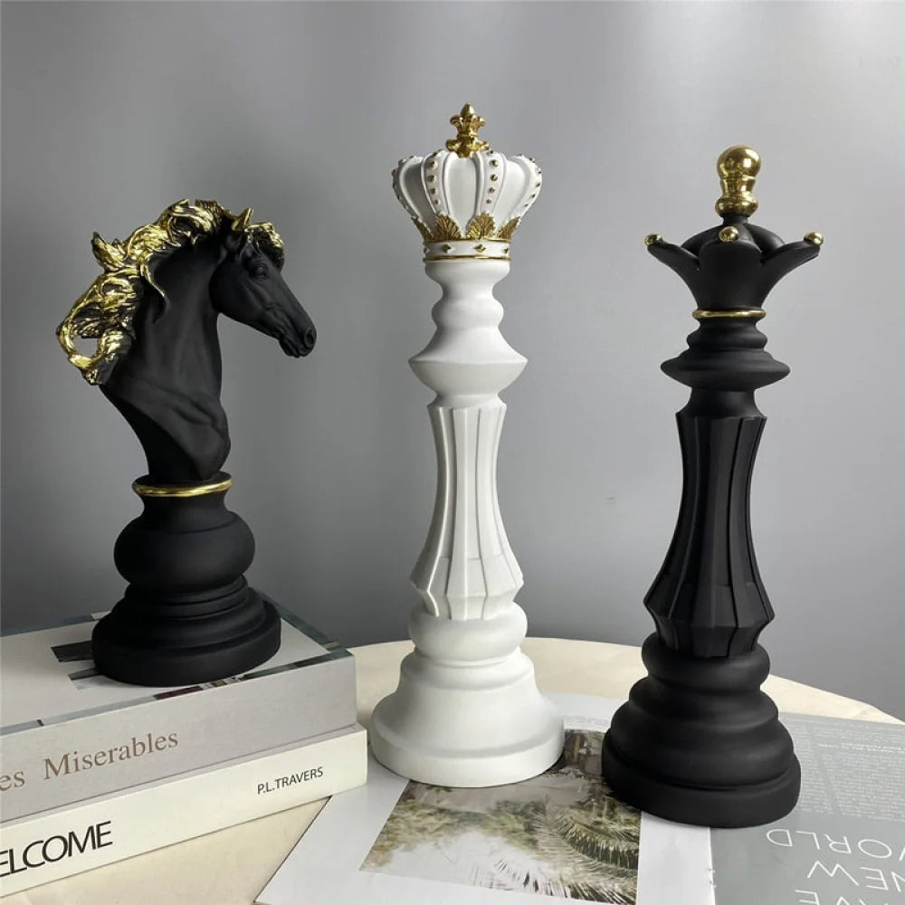 Escultura Peças de Xadrez 3 Peças - Tazzi